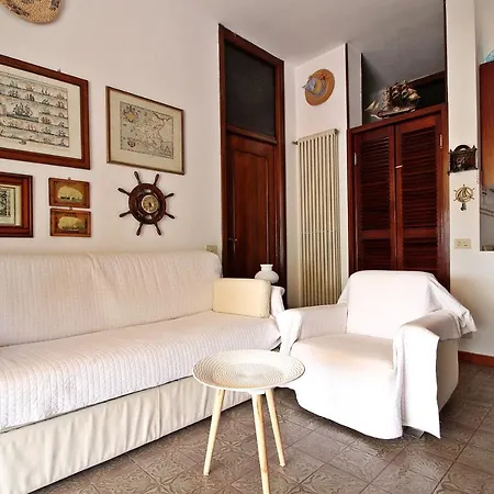 Apartment Mal